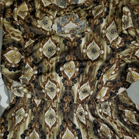 Beautiful Shirt - Picture 3 of 4